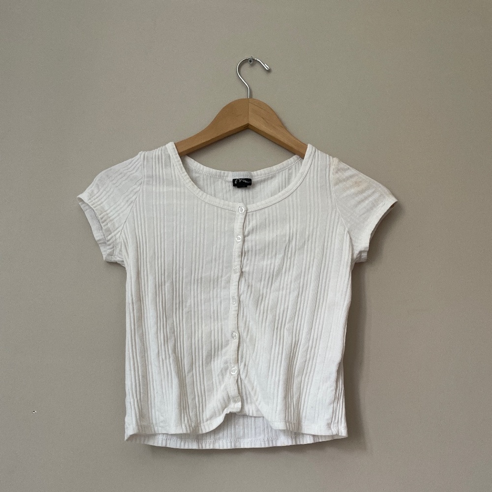 Used cute wight button up tee-shirt